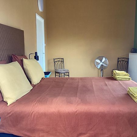 Ferienwohnung Domaine La Borniotte Saint-Alvère Exterior foto